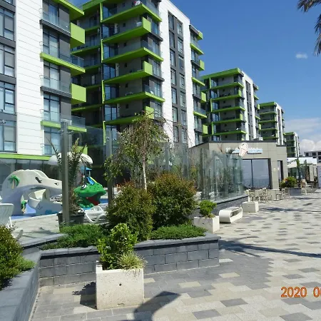 Διαμέρισμα Yasuo Năvodari